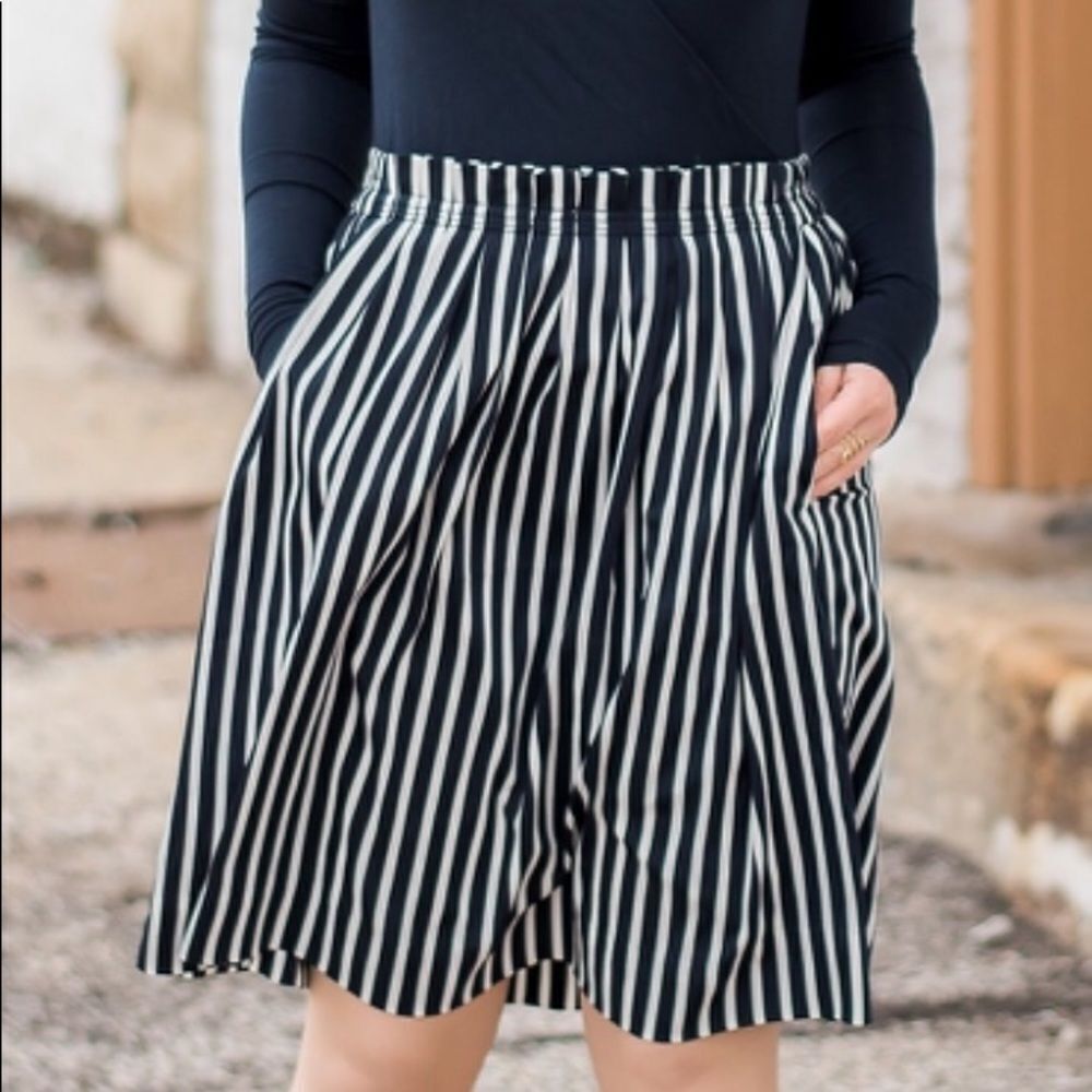 J Crew Mercantile Striped Skirt in Size 16